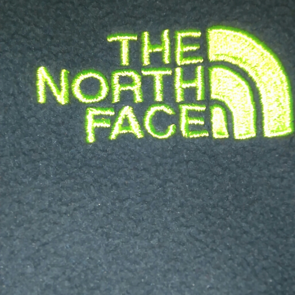 The North Face Pullover Light Jacket - image 2